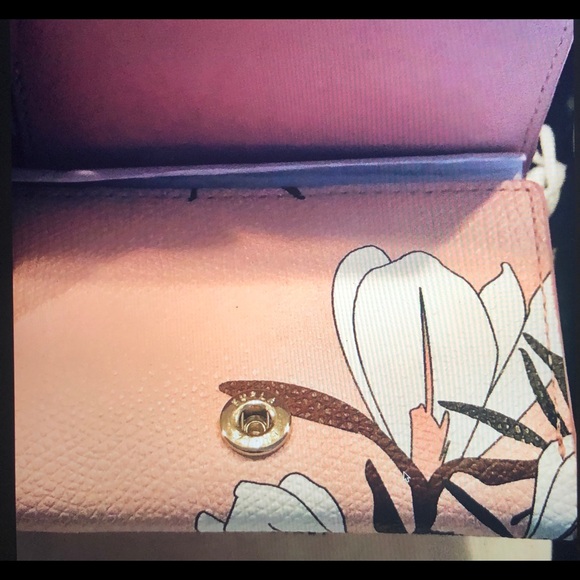 BRAND NEW Furla RARE & RETIRED Limited Edition Fold Wallet Floral Pink Leather! - Picture 3 of 11